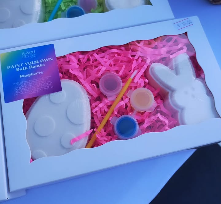 Paint Your Own Bath Bomb - Bunny/Egg